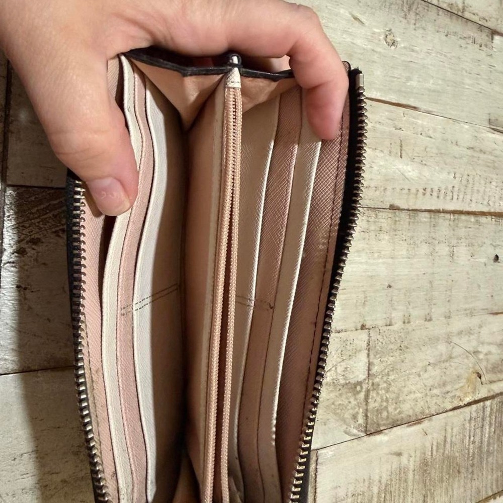 Coach wallet - Picture 3 of 3